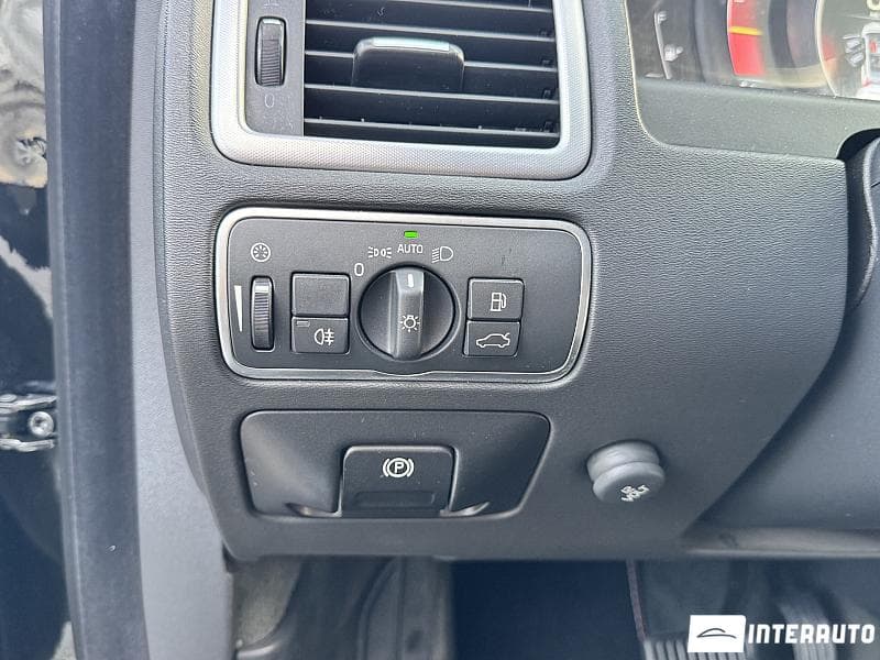 Volvo V 70 2015 — Миниатюра 18