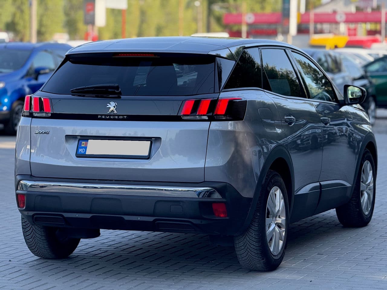 2020 Peugeot 3008 — Miniatură 2