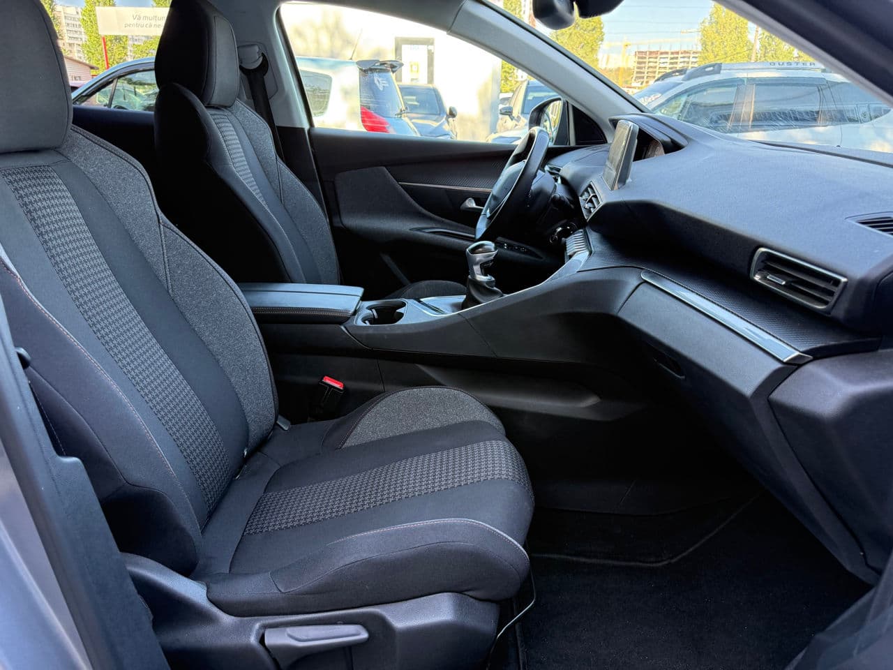 2020 Peugeot 3008 — Miniatură 13