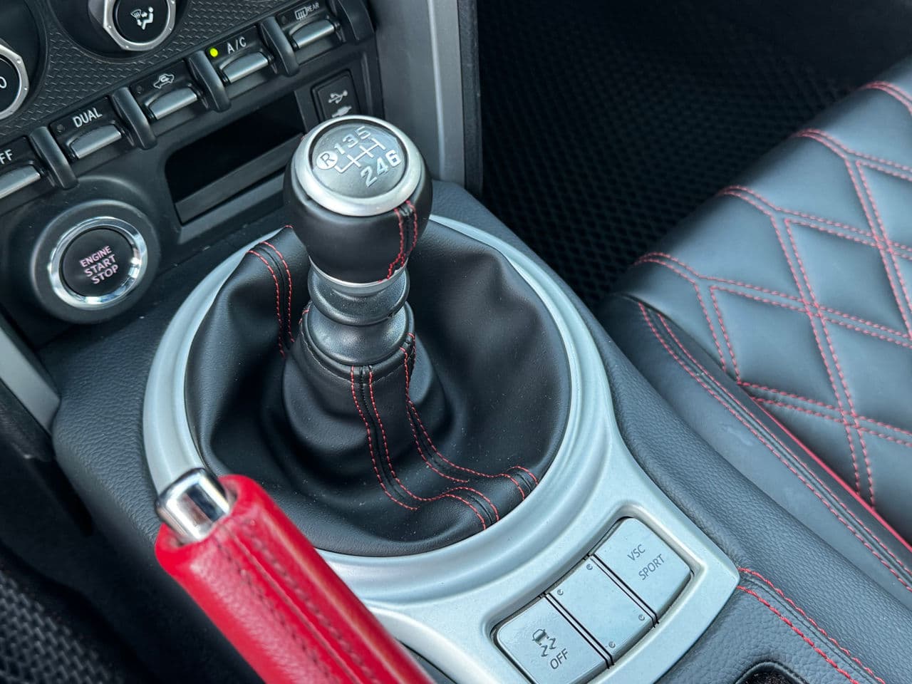 2012 Toyota GT 86 — Miniatură 10