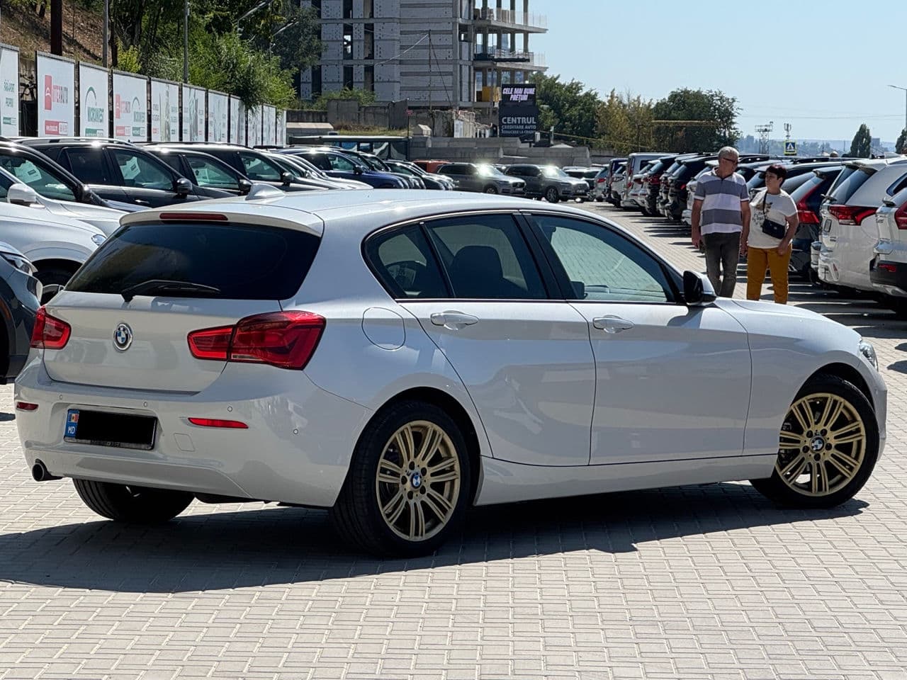 2016 BMW 116 — Miniatură 3