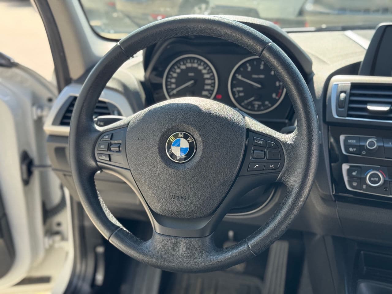 2016 BMW 116 — Miniatură 7