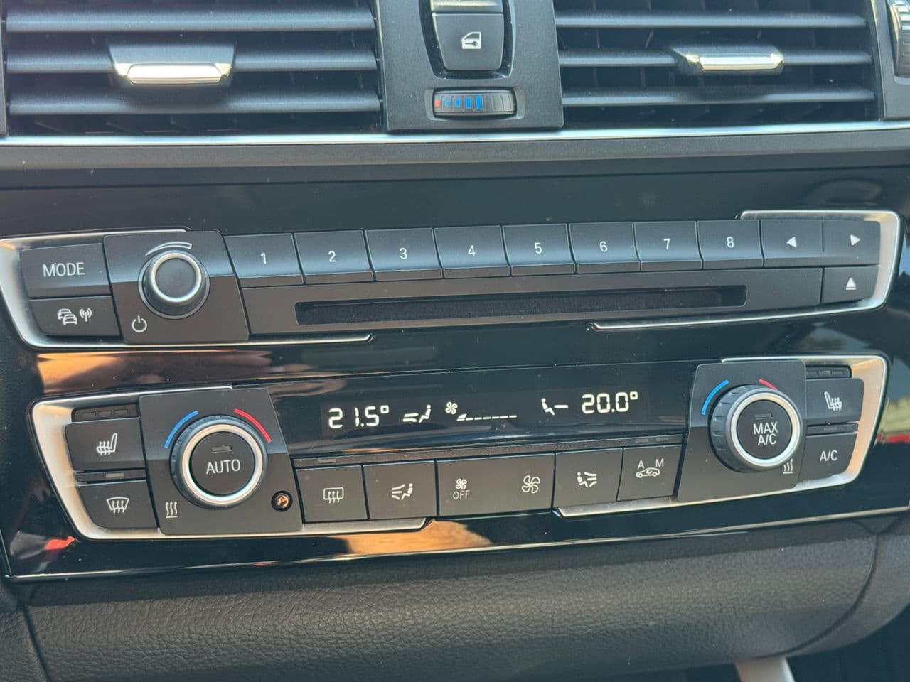 2016 BMW 116 — Miniatură 11