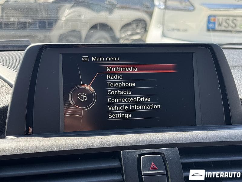 2016 BMW 116 — Miniatură 9