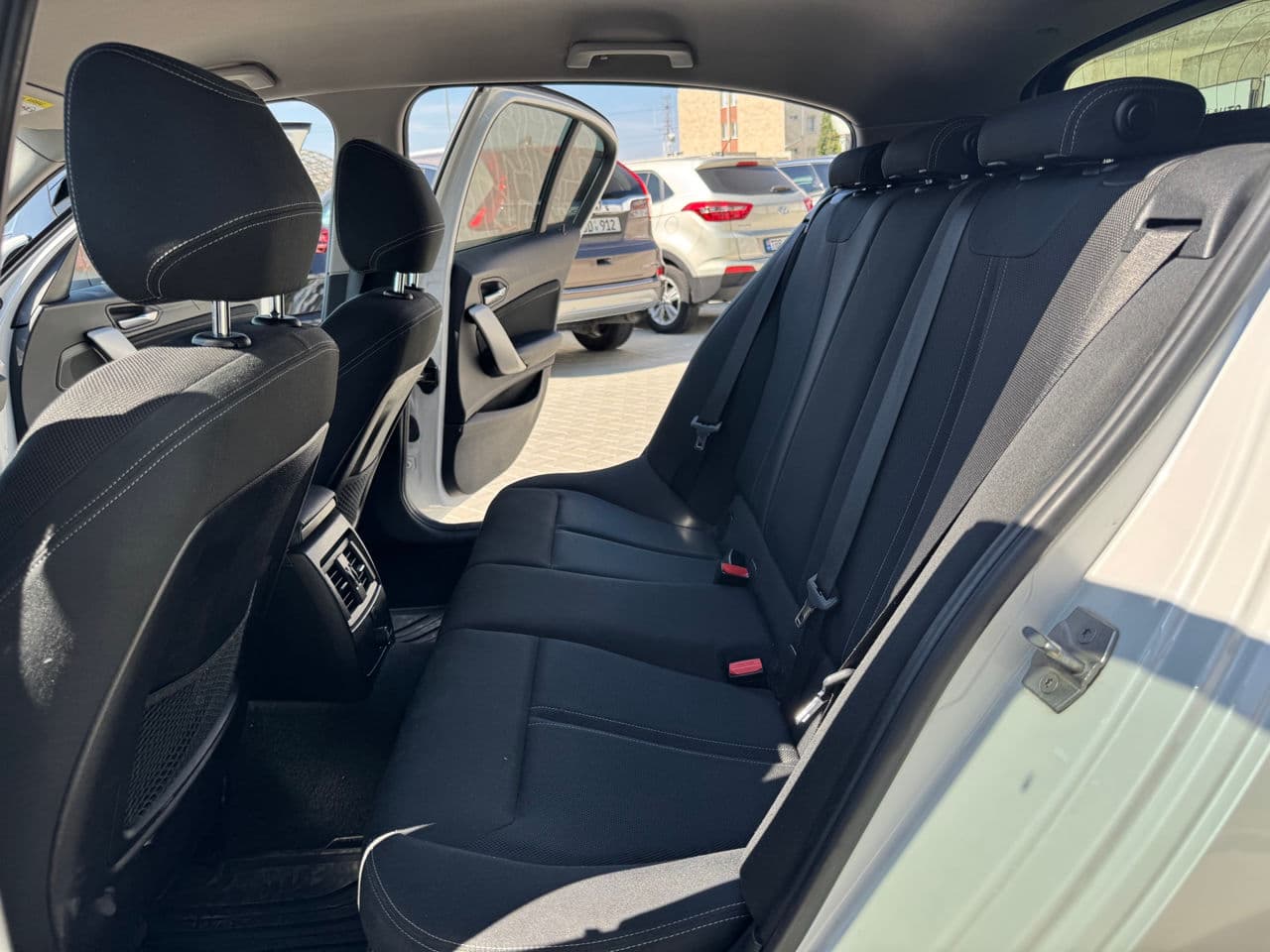 2016 BMW 116 — Miniatură 18