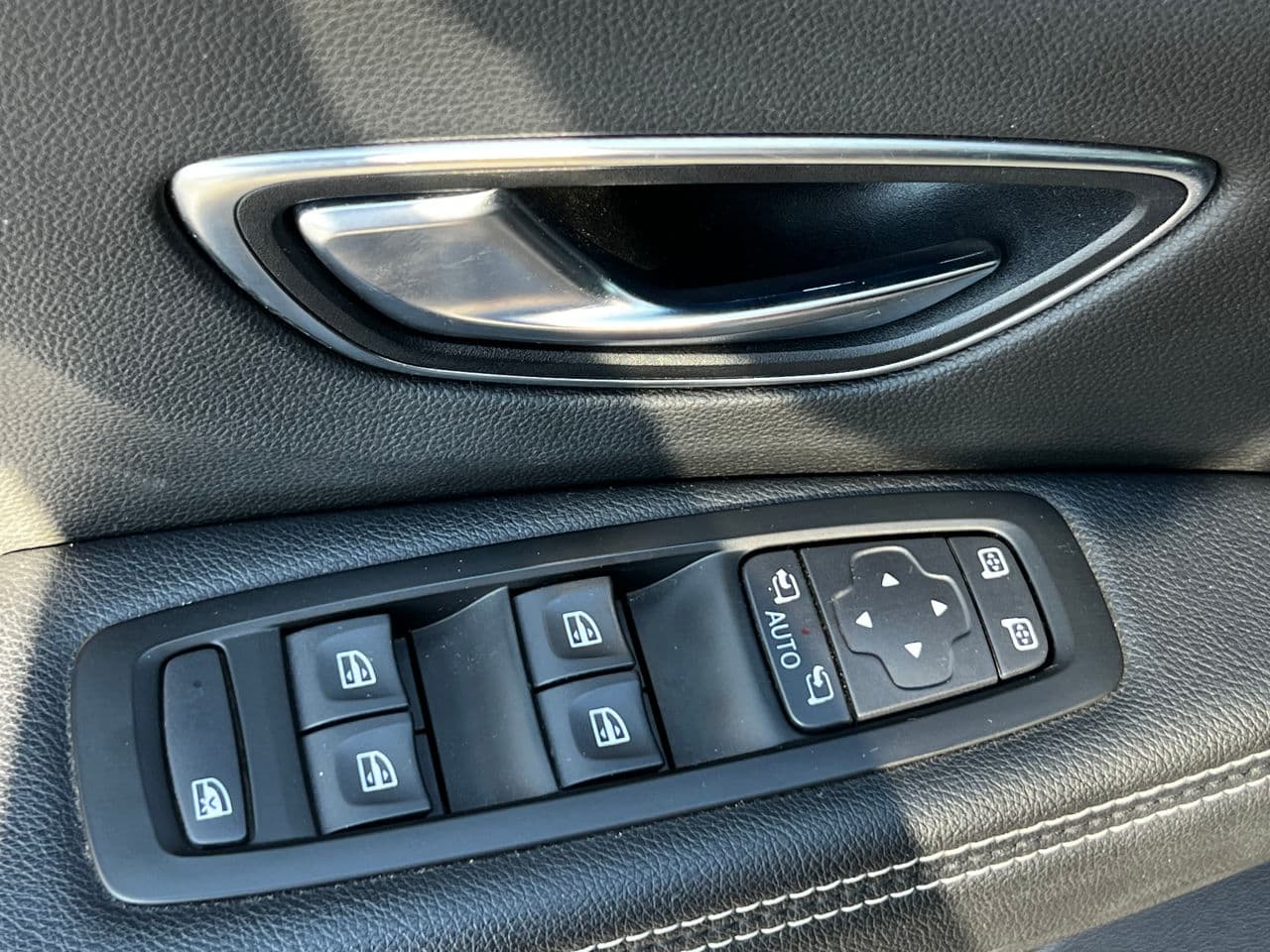2018 Renault Grand Scenic — Miniatură 14