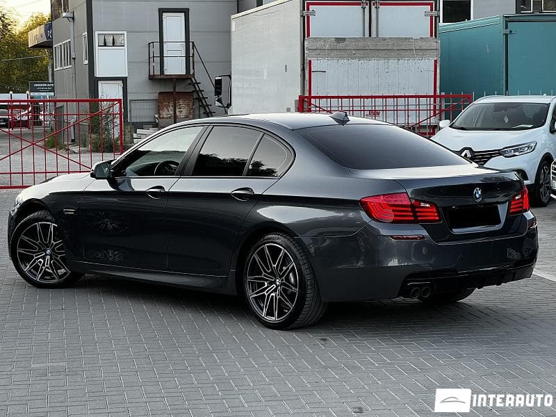 2016 BMW 520 — Miniatură 2