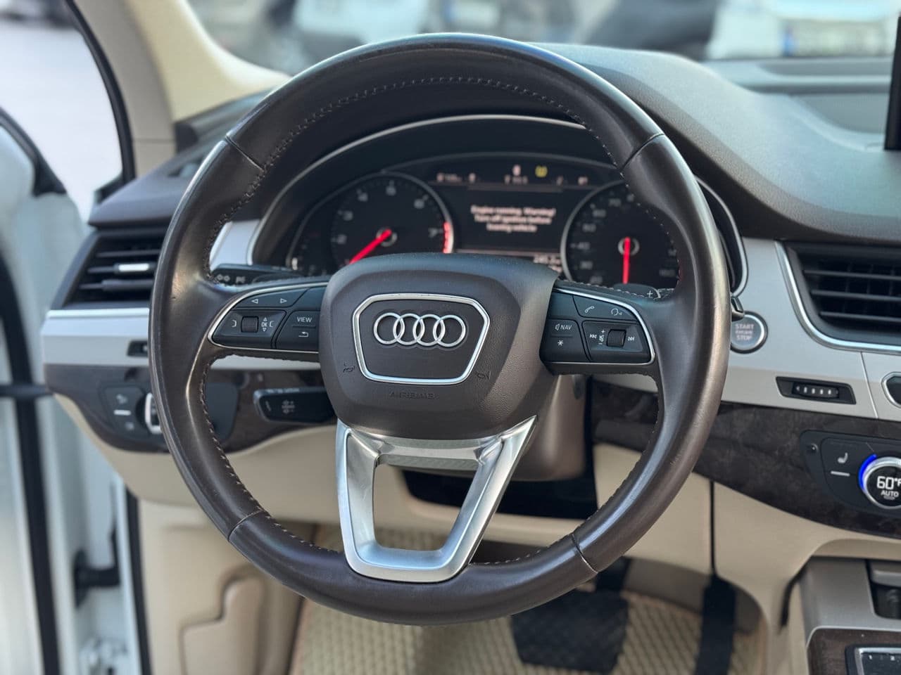 2017 Audi Q7 — Miniatură 8