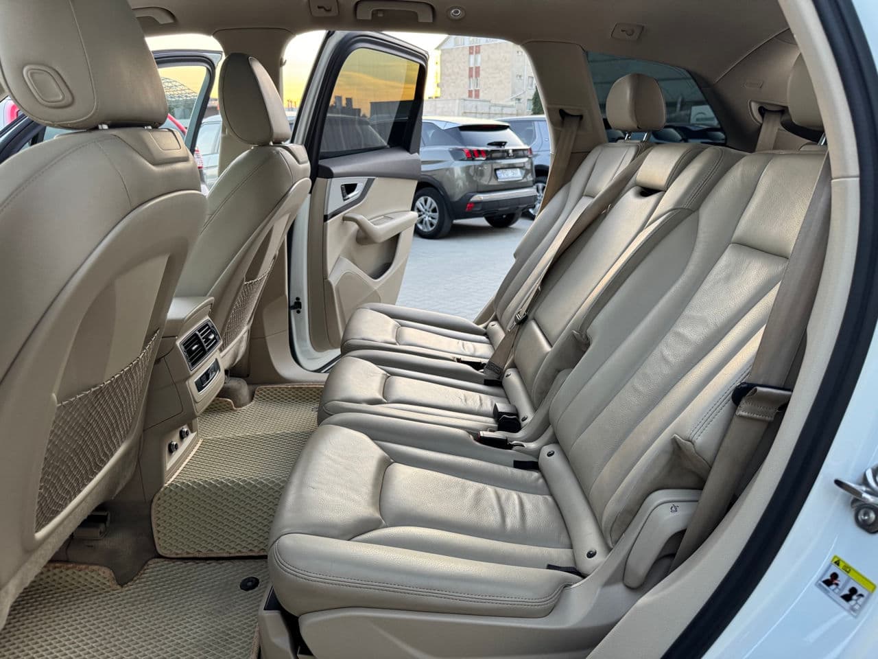2017 Audi Q7 — Miniatură 20