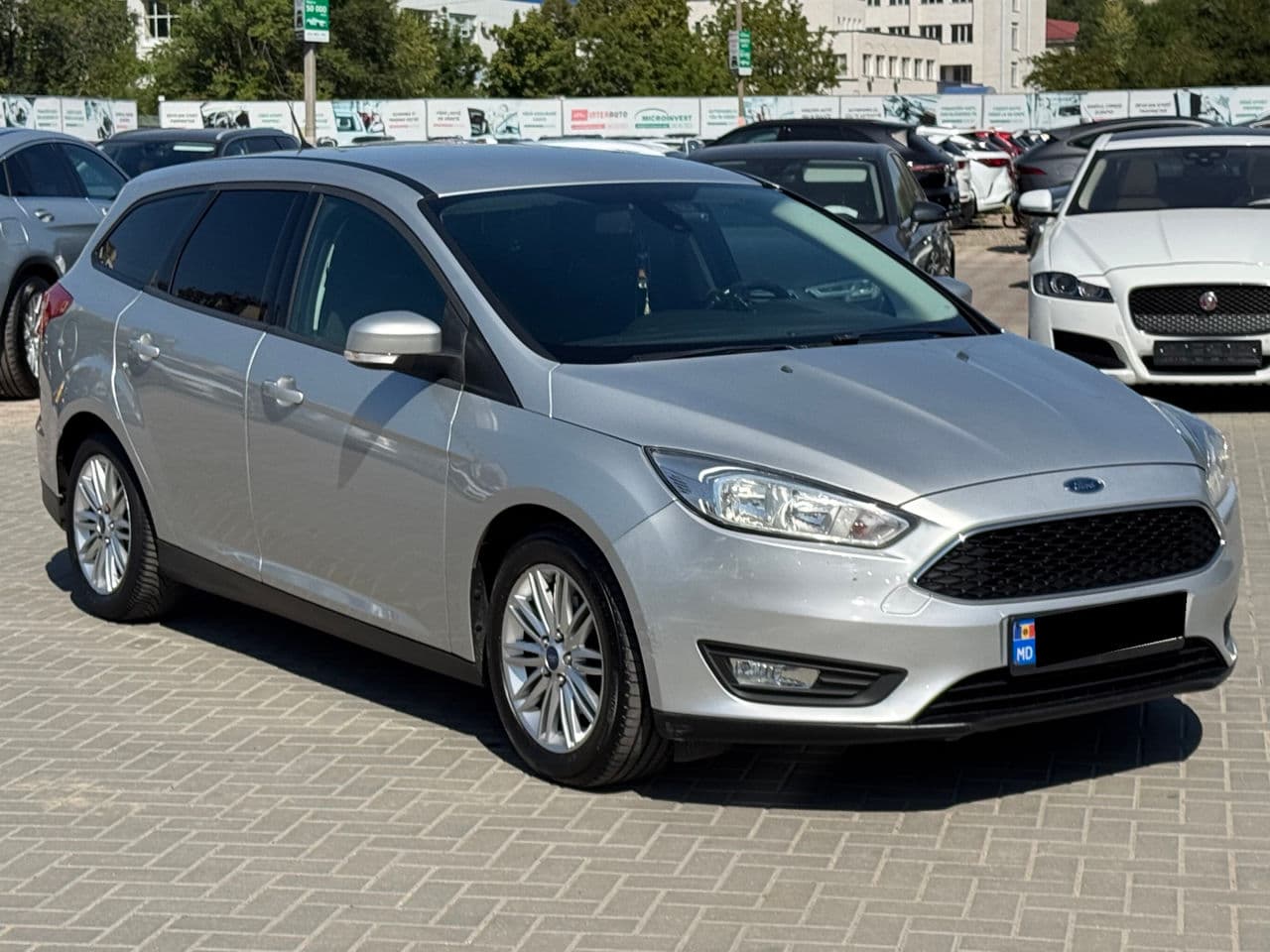 2015 Ford Focus — Miniatură 4
