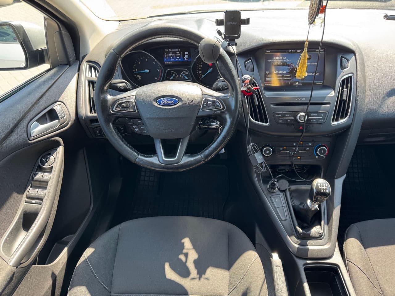 2015 Ford Focus — Miniatură 9