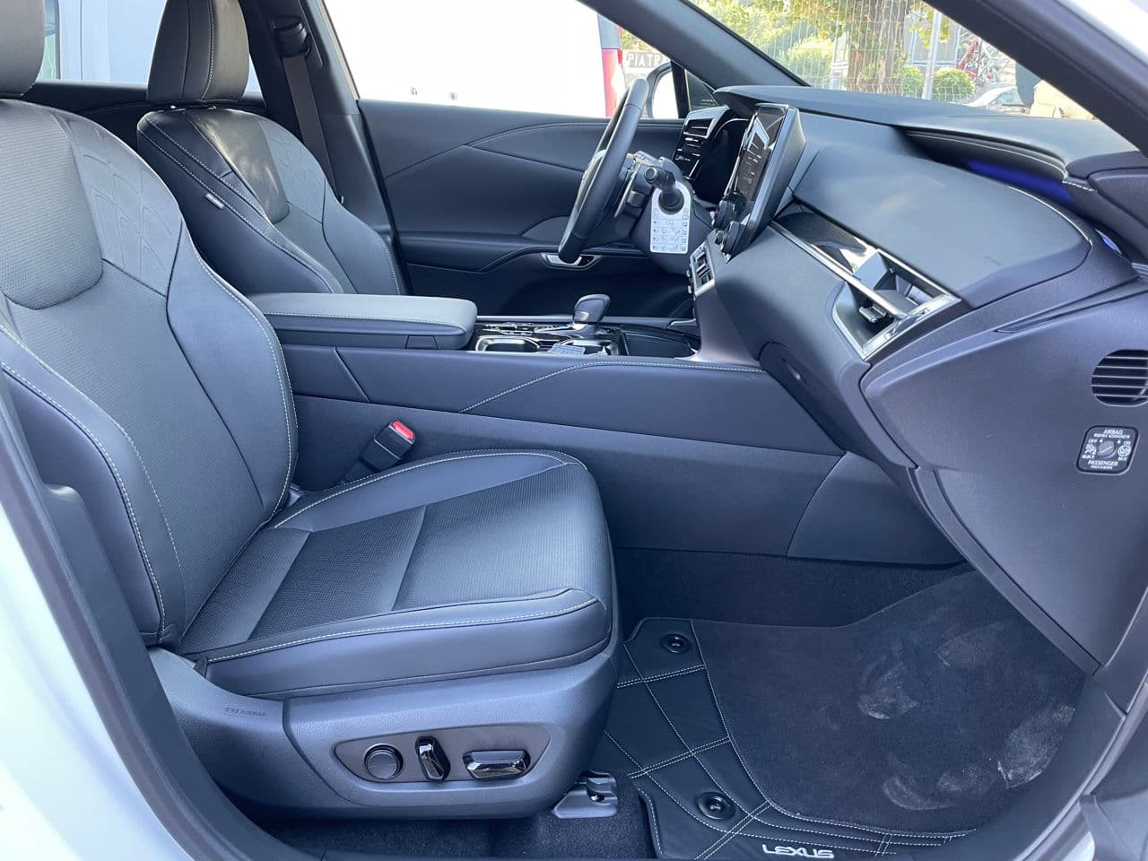 2025 Lexus RX 450h — Miniatură 19