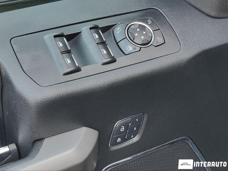 2015 Ford F150 — Miniatură 19
