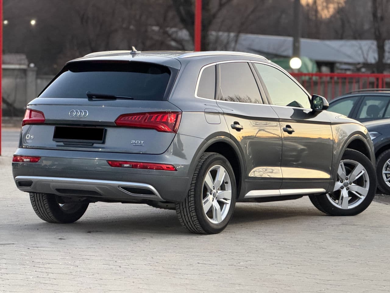 2018 Audi Q5 — Miniatură 2