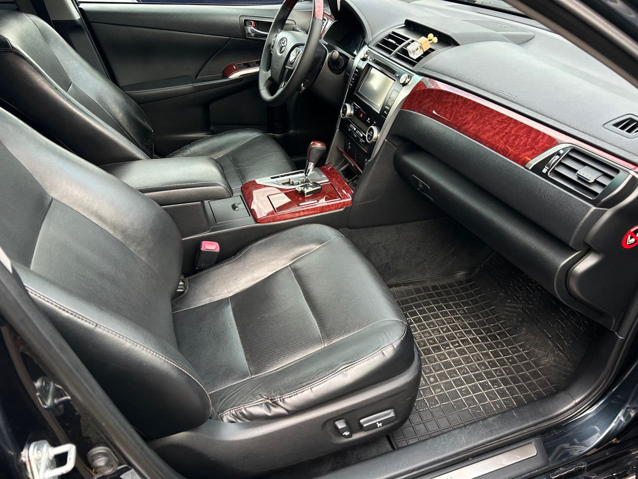 2011 Toyota Camry — Miniatură 15