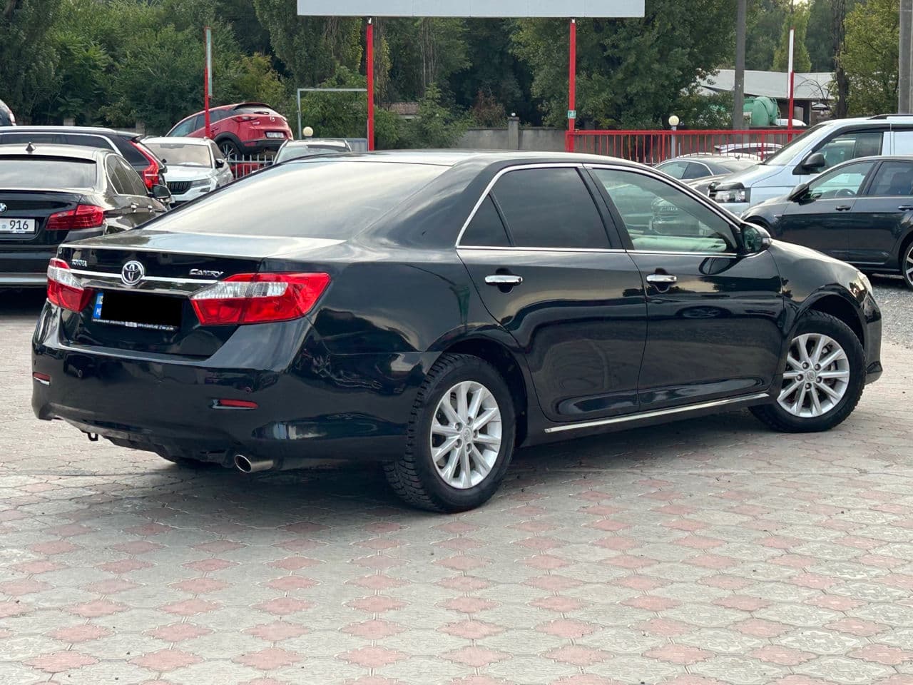 2011 Toyota Camry — Miniatură 2