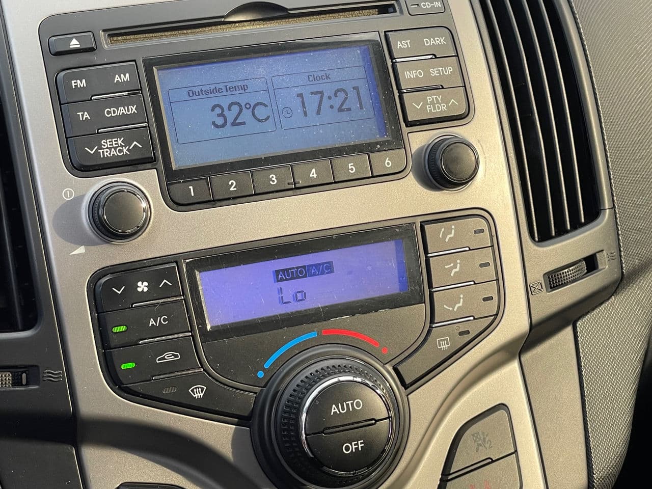 2010 Hyundai i30 — Miniatură 9