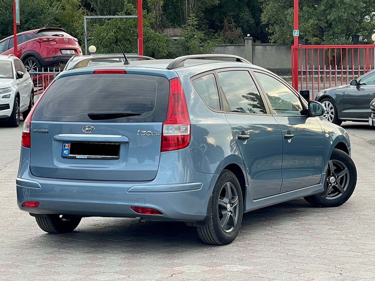 2010 Hyundai i30 — Miniatură 3