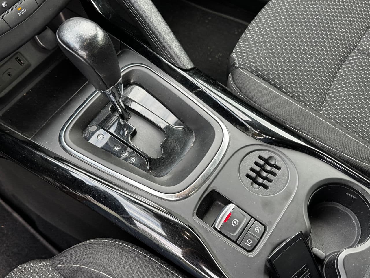 2016 Renault Kadjar — Miniatură 11