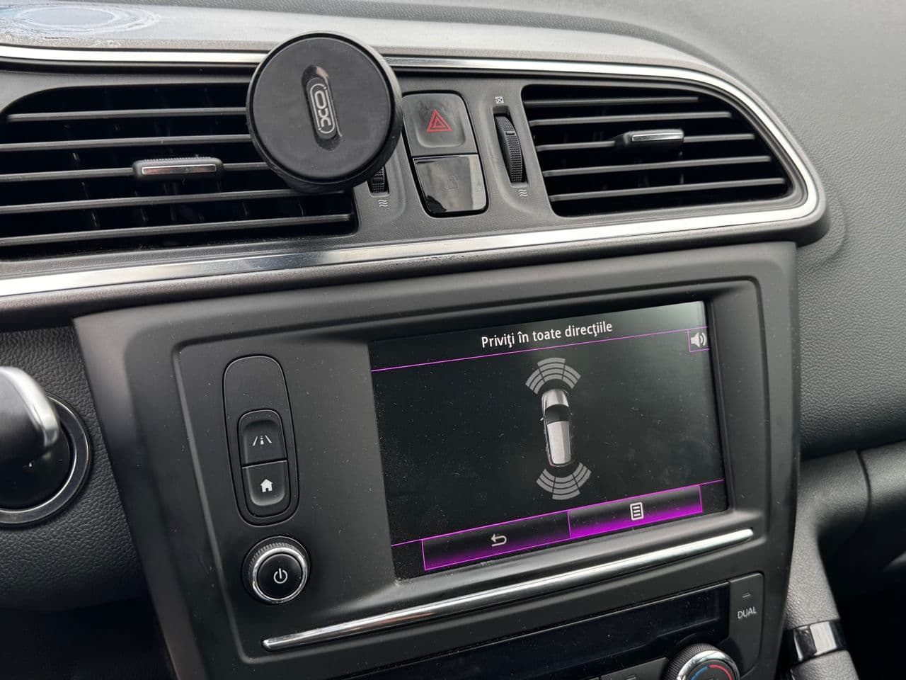 2016 Renault Kadjar — Miniatură 10