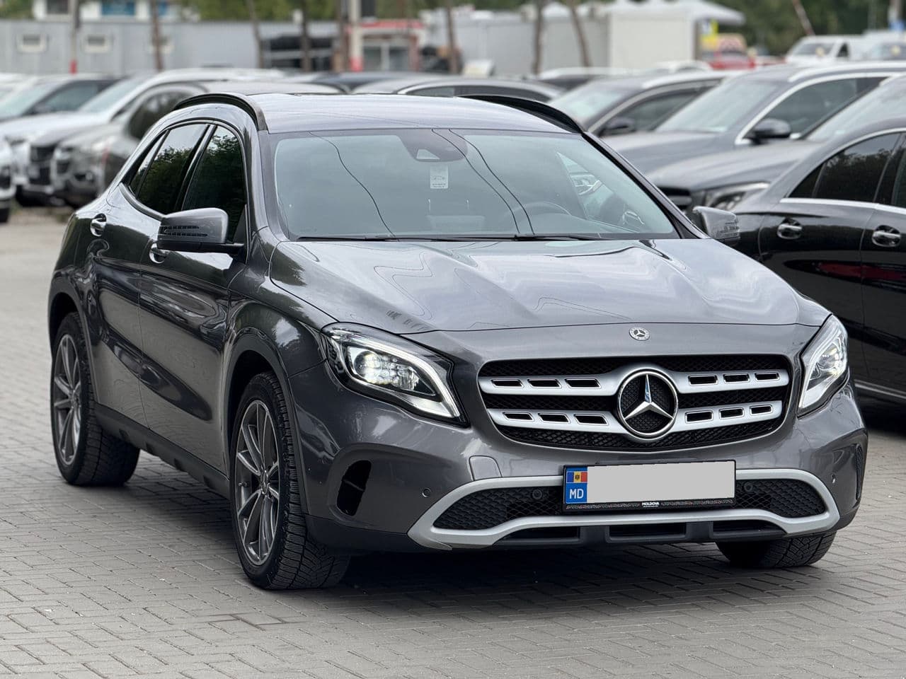 2017 Mercedes GLA 200 — Miniatură 3