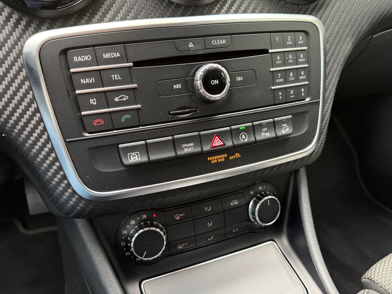 2017 Mercedes GLA 200 — Miniatură 12