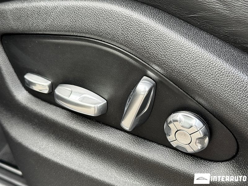 2020 Porsche Cayenne S E-Hybrid Coupe — Miniatură 16