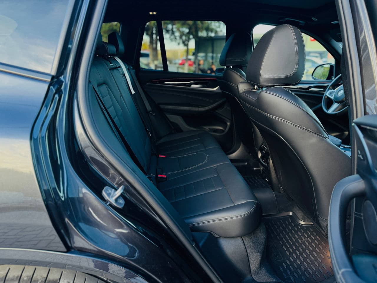 BMW X3 3.0i 2022 — Миниатюра 14