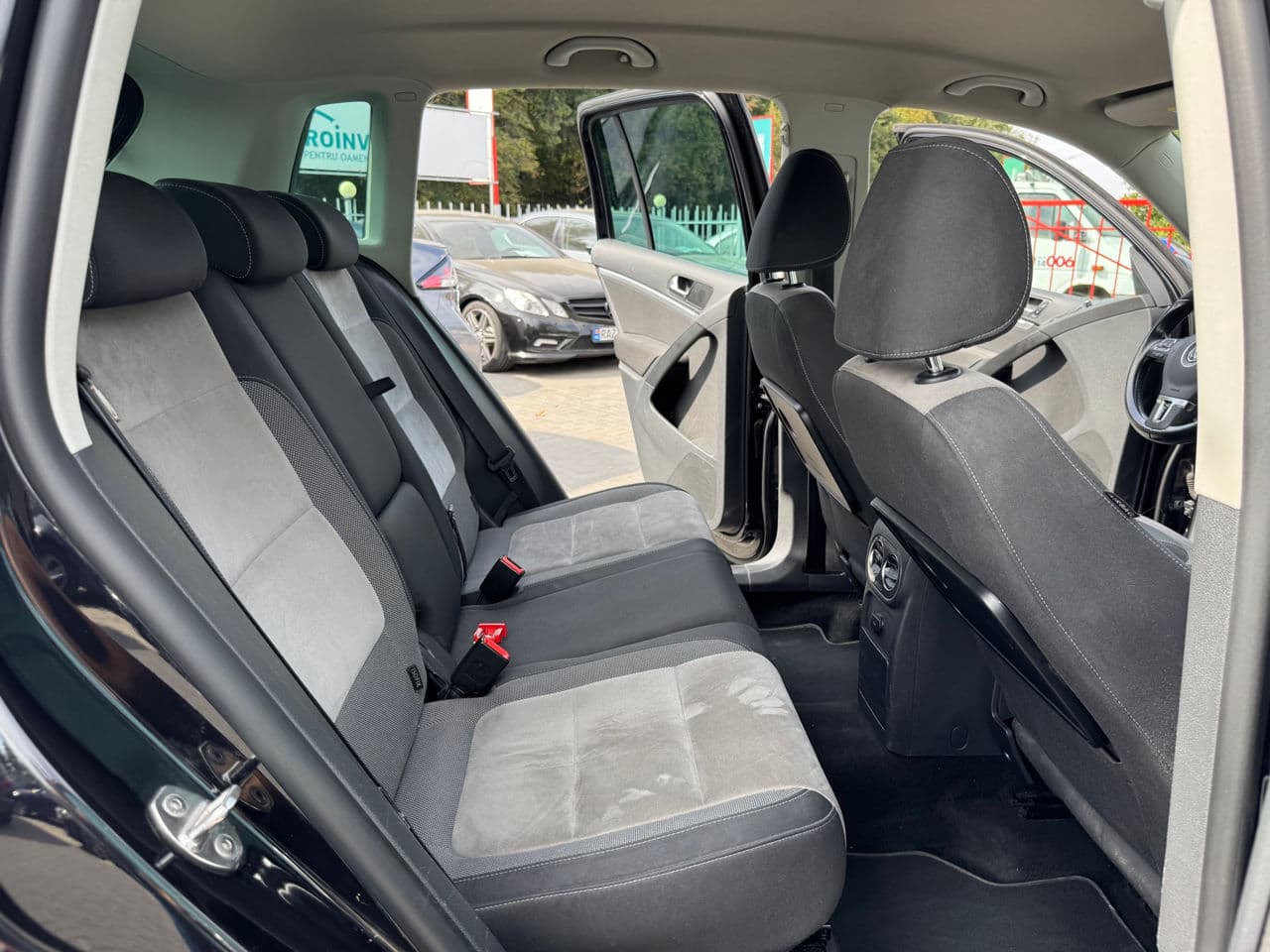 2013 Volkswagen Tiguan — Miniatură 16