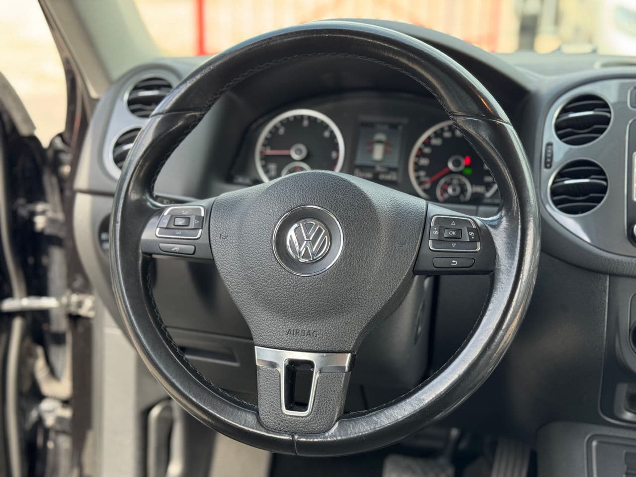 2013 Volkswagen Tiguan — Miniatură 7
