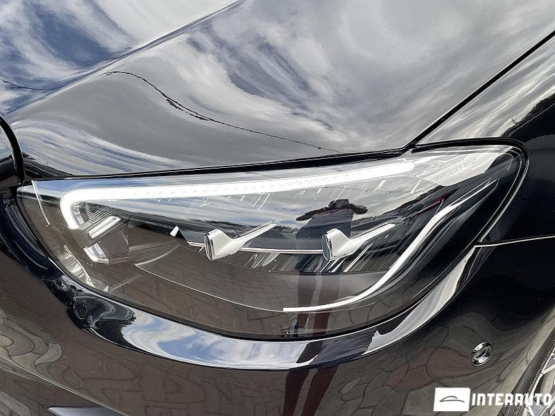 2023 Mercedes E 220 — Miniatură 23