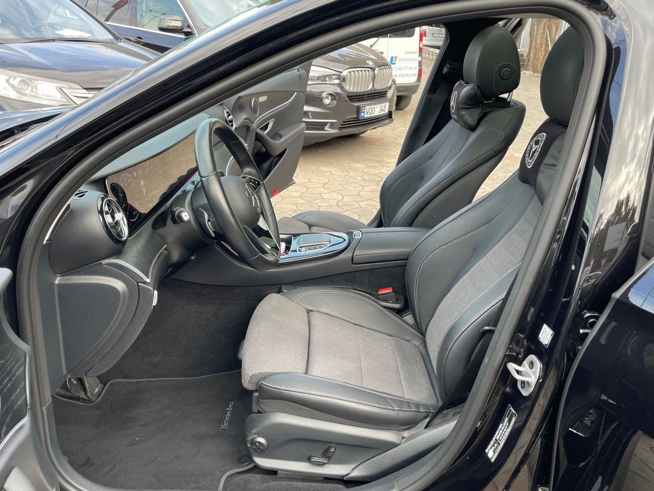 2023 Mercedes E 220 — Miniatură 6