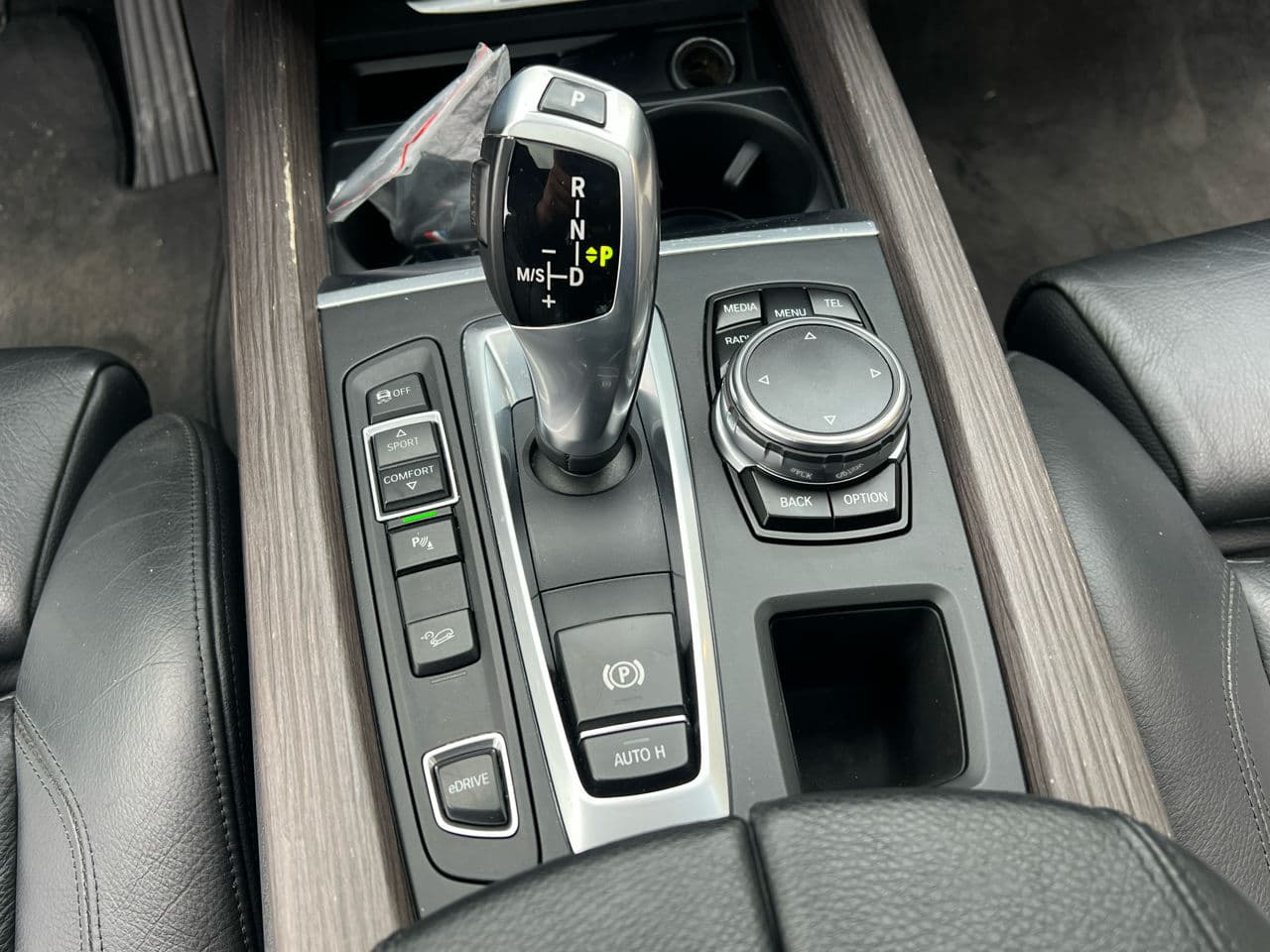 2016 BMW X5 4.0e — Miniatură 21