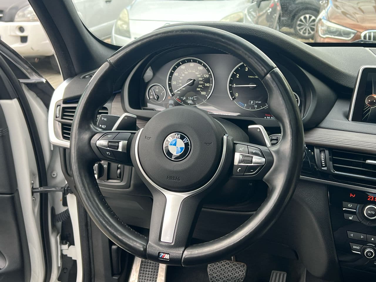 2016 BMW X5 4.0e — Miniatură 14