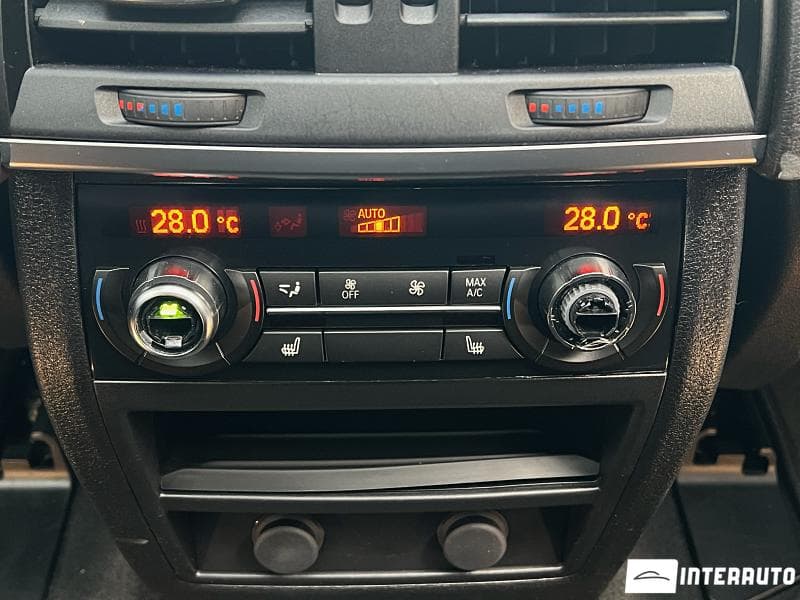 2016 BMW X5 4.0e — Miniatură 24