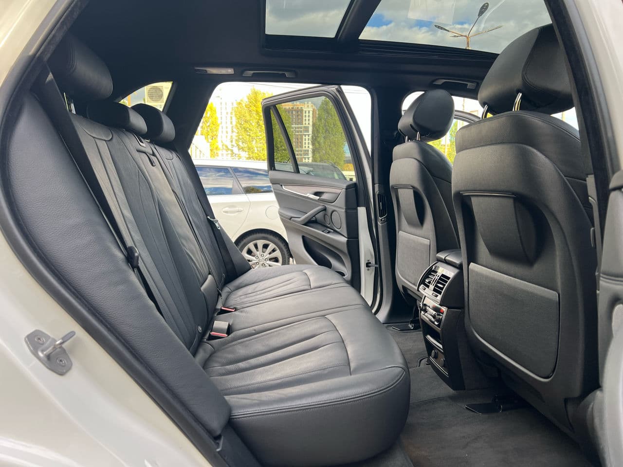 2016 BMW X5 4.0e — Miniatură 27
