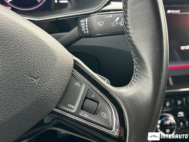 Skoda Superb 2018 — Миниатюра 10