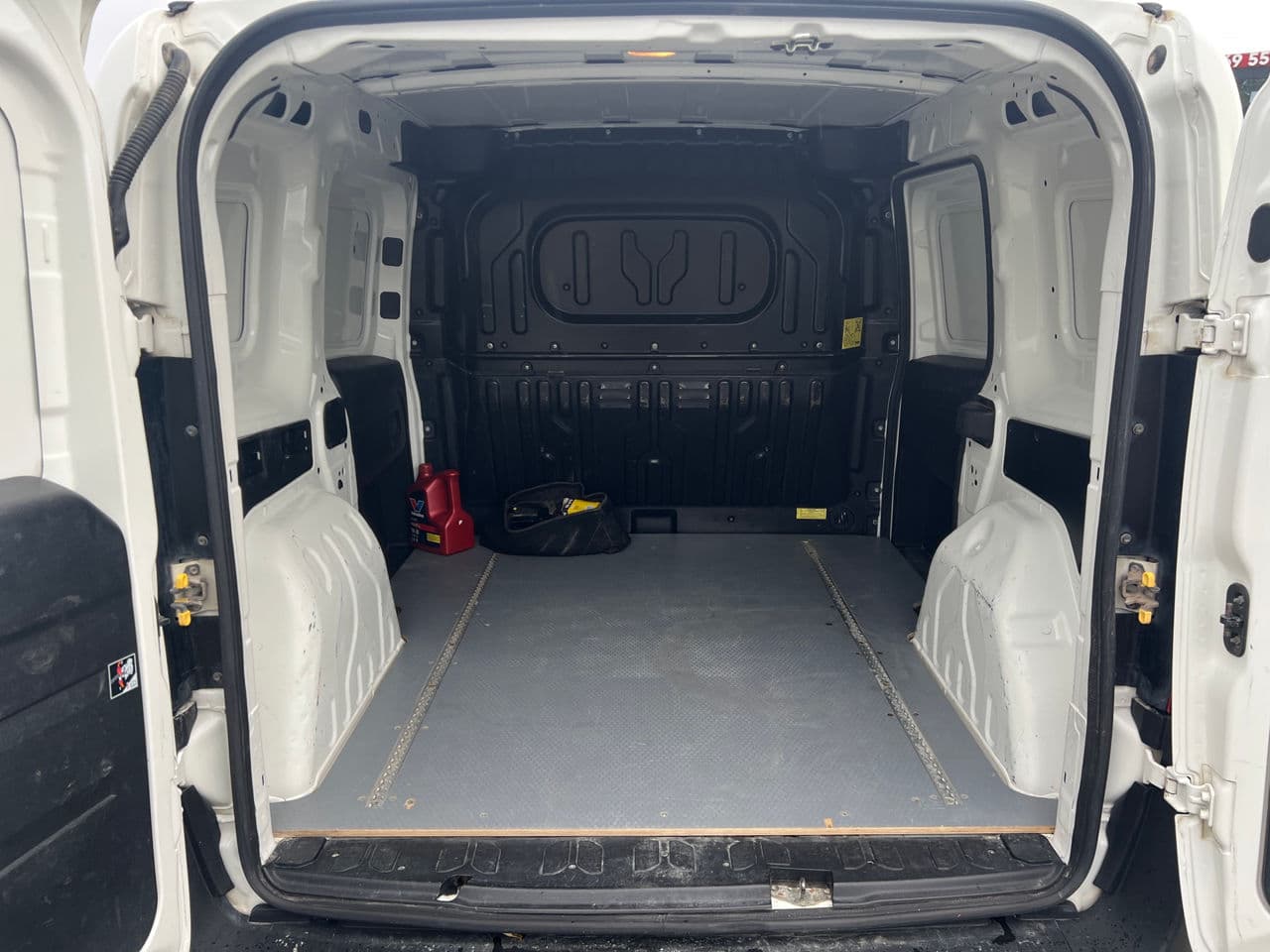 Opel Combo 2015 — Миниатюра 15