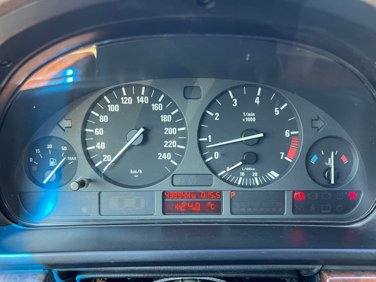 BMW 520 1998 — Миниатюра 9