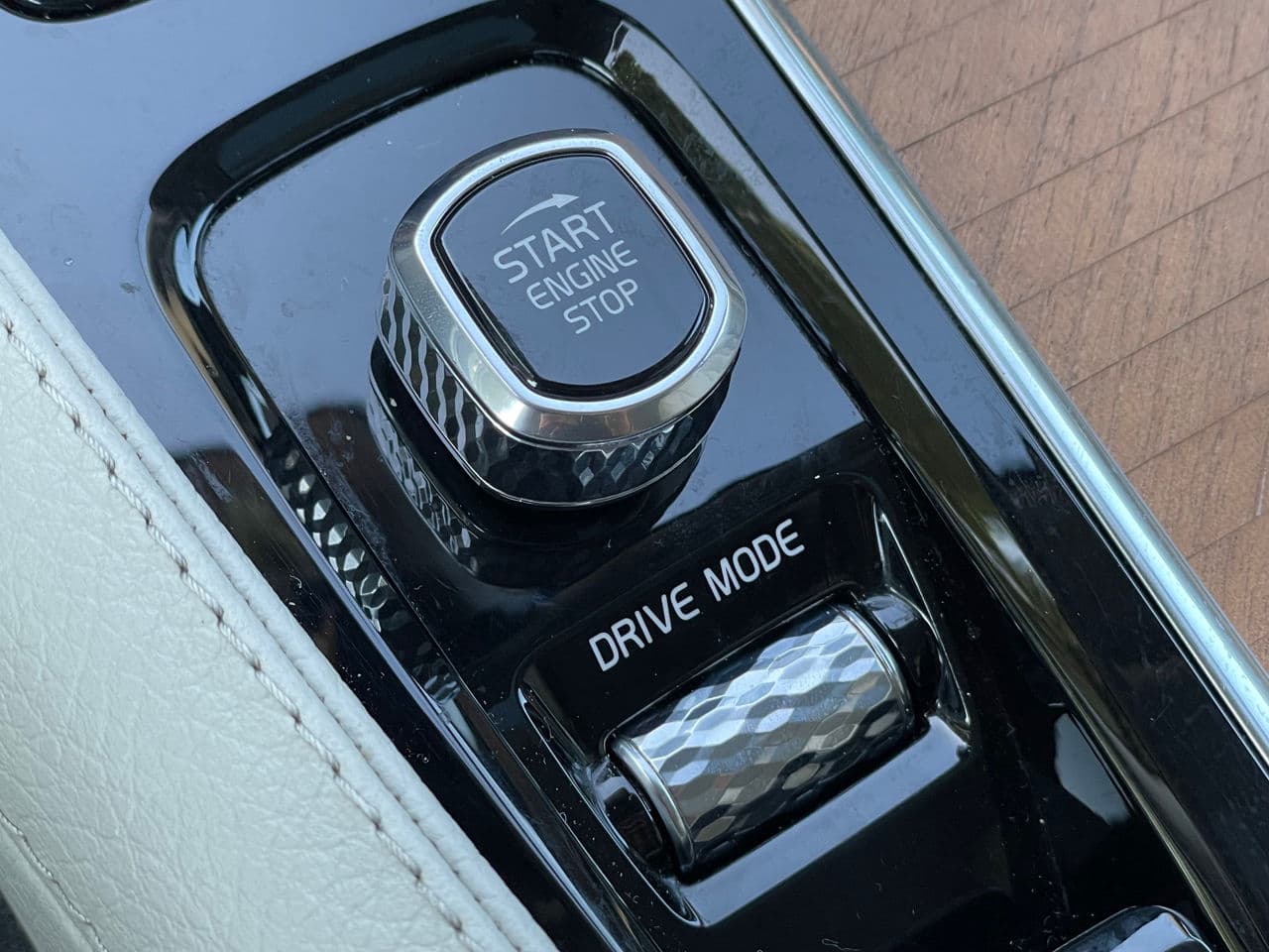 2020 Volvo XC 90 — Miniatură 15
