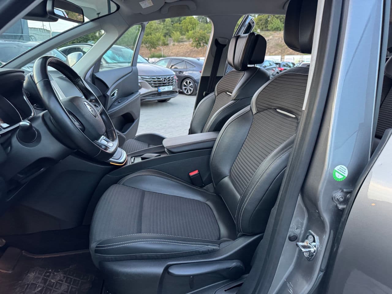 2017 Renault Grand Scenic — Miniatură 5