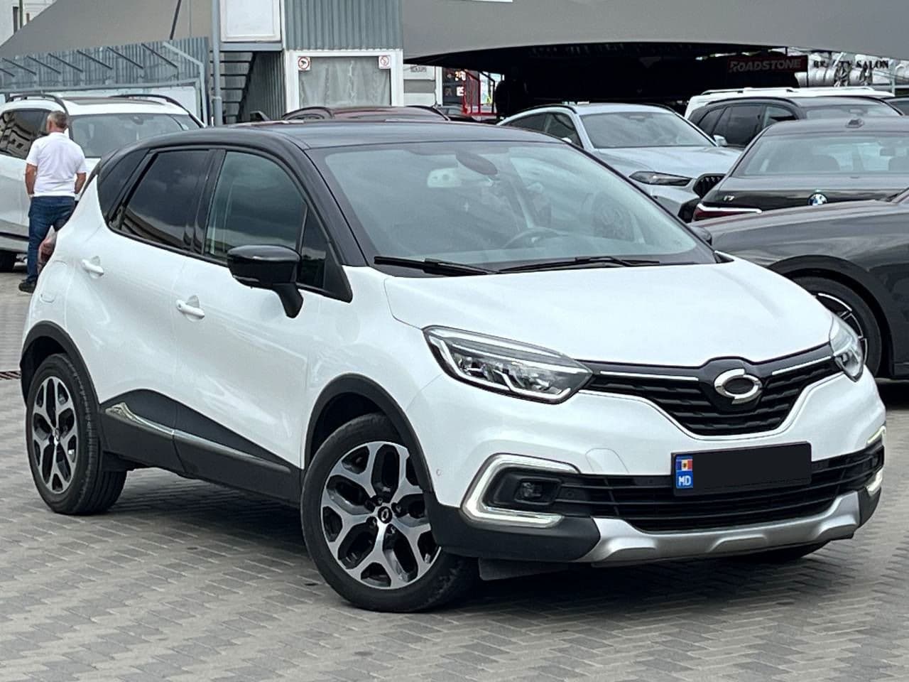 2019 Renault Captur — Miniatură 3