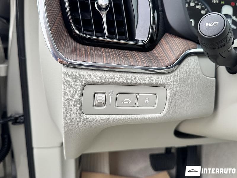 2018 Volvo XC 60 — Miniatură 27