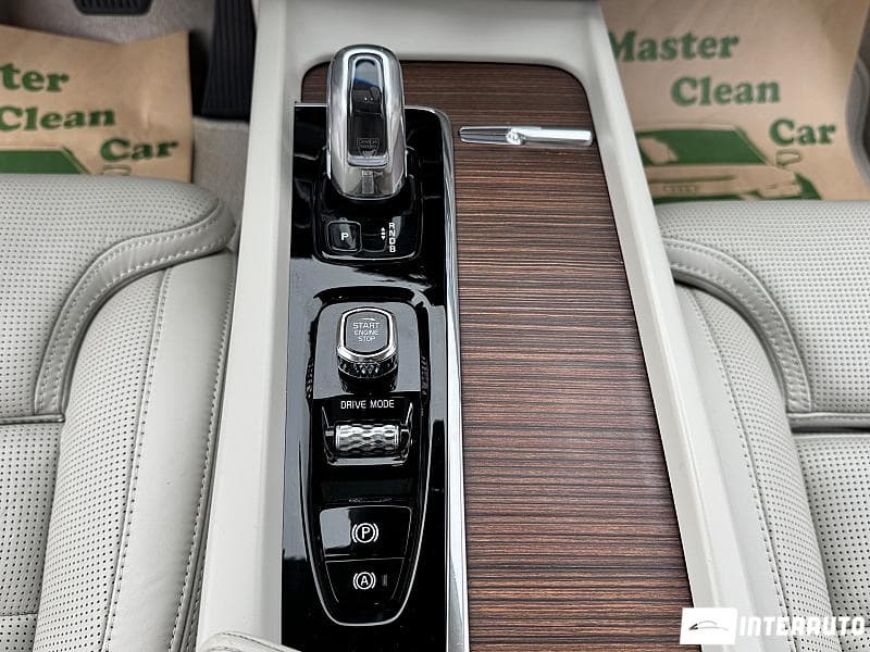 2018 Volvo XC 60 — Miniatură 16