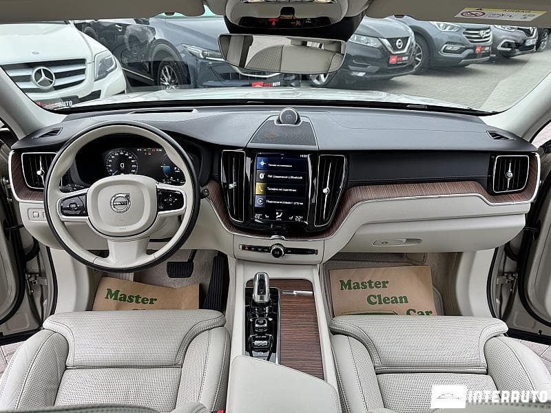 2018 Volvo XC 60 — Miniatură 7