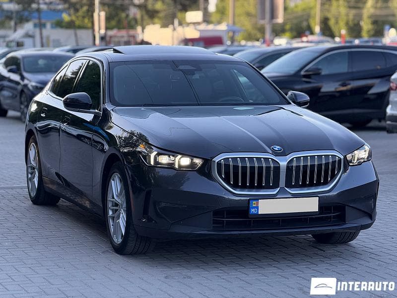 2024 BMW 530 — Miniatură 3
