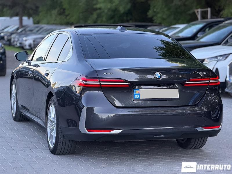 2024 BMW 530 — Miniatură 4