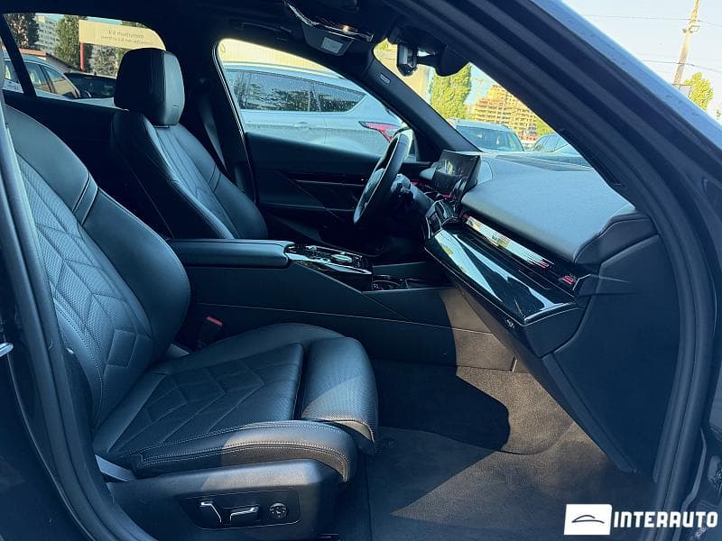 2024 BMW 530 — Miniatură 17