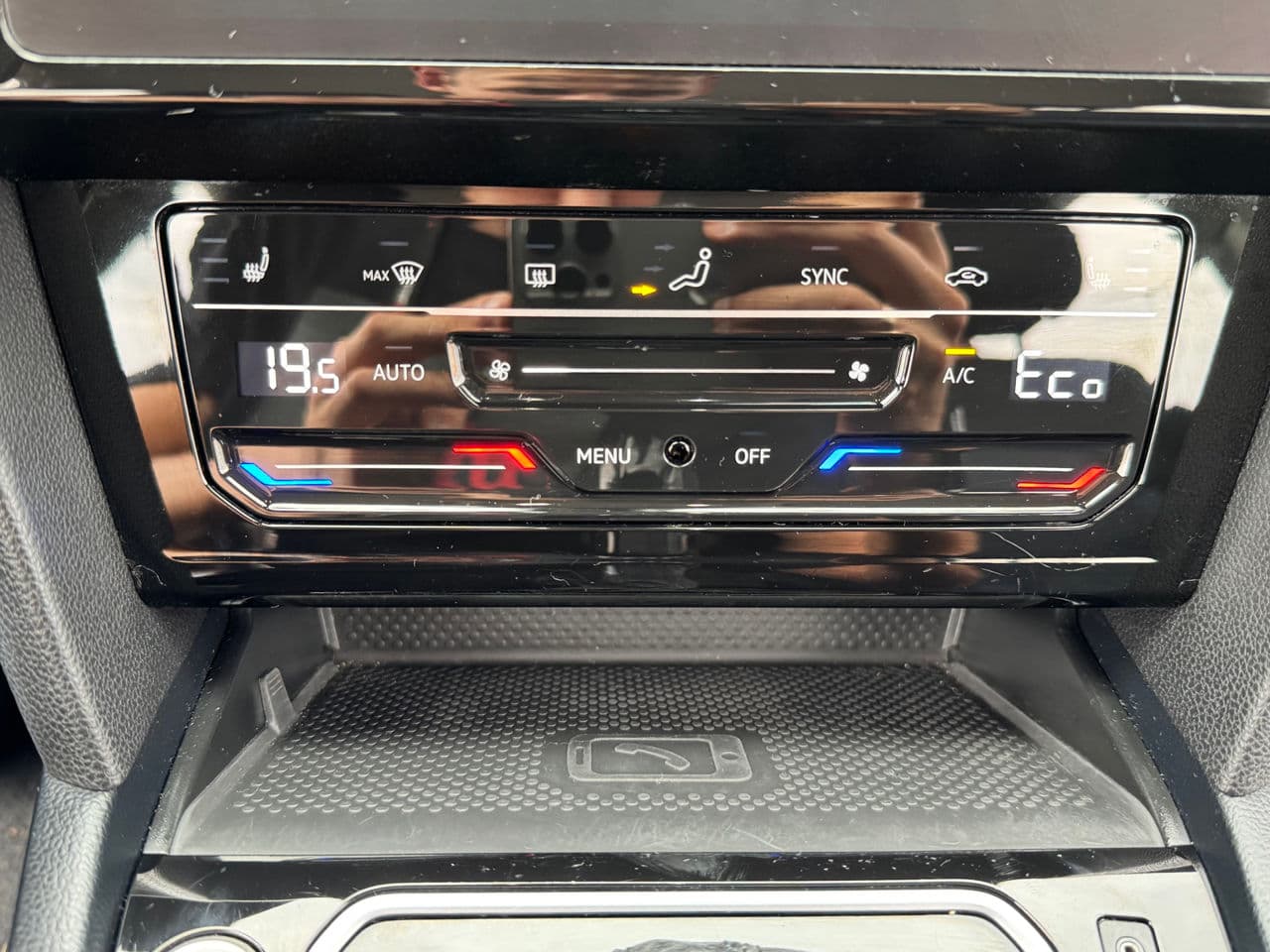 2021 Volkswagen Passat GTE — Miniatură 11