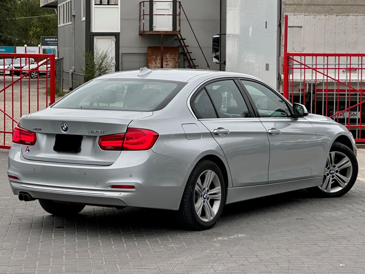 BMW 328 2016 — Миниатюра 2